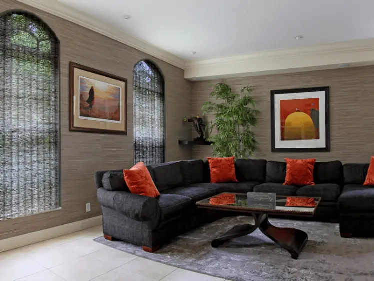 Natural Linen Wallcovering and Hand Woven Natural Grass Shades, All by Hartmann&Forbes | PaperWorks Plus, Jupiter FL